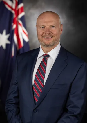 Official portrait of a man.